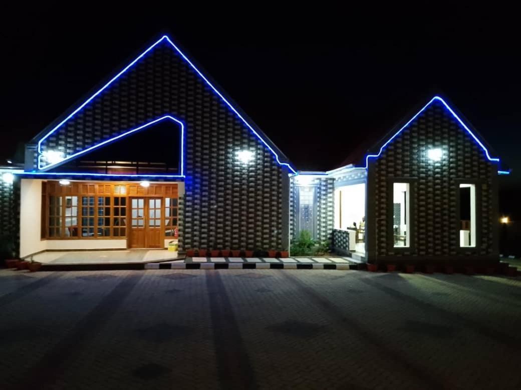Space Lodge And Tours Muleba Exterior foto